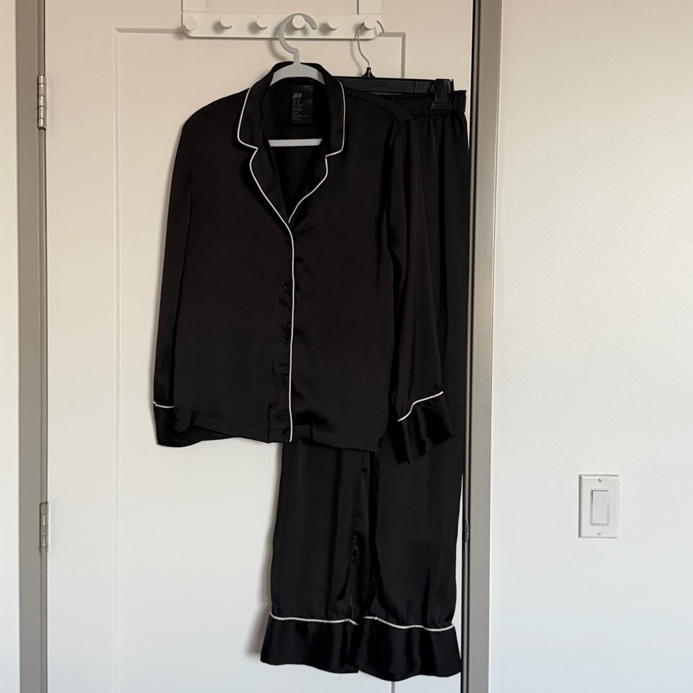 H&M Black Satin Pajama Set with White Piping